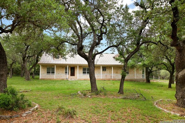 341 Indigo Run Dr, House other with 3 bedrooms, 2 bathrooms and null parking in Bulverde TX | Image 4