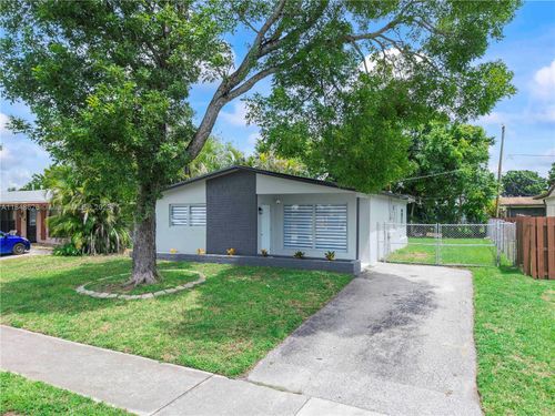 9731 Nw 24th Pl, Sunrise, FL, 33322-2769 | Card Image