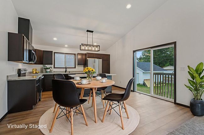 16-web-or-mls-Conway St-S1107-013 virtually staged.jpeg | Image 7