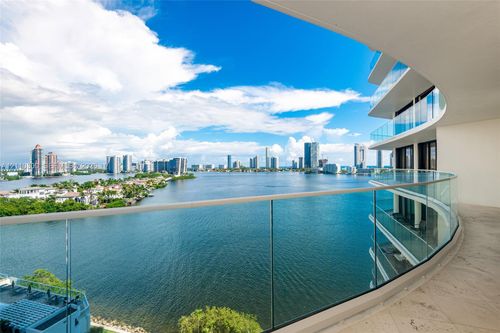 4-1101-300 Sunny Isles Blvd, Sunny Isles Beach, FL, 33160-5639 | Card Image