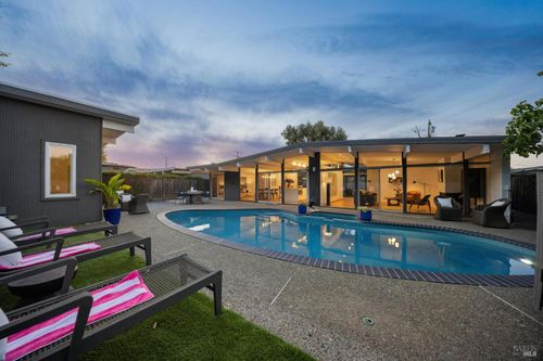 324 Devon Dr, San Rafael, CA, 94903-3755 | Card Image
