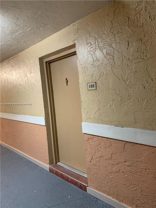 apt-108-4810 79th Ave, Doral, FL, 33166-5418 | Card Image