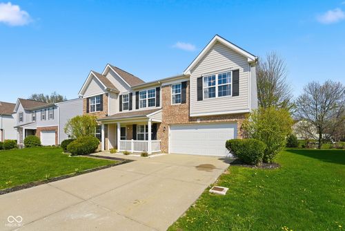 5841 Safari Dr, Indianapolis, IN, 46237-4426 | Card Image