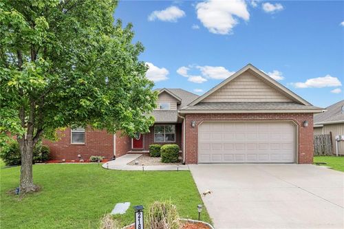 21811 Lombardo Ln, Peculiar, MO, 64078-7841 | Card Image