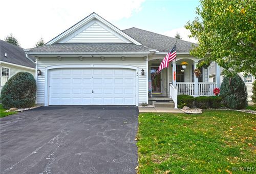 9 Winfield Dr, West Seneca, NY, 14224-1455 | Card Image
