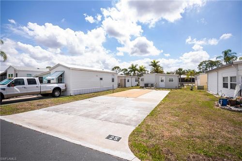 25 La Fonda Ln, NORTH FORT MYERS, FL, 33903-7328 | Card Image
