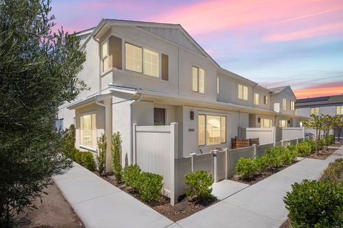 35103 Vine Pl, Fallbrook, CA, 92028-6550 | Card Image