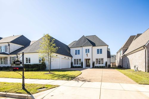 1335 Kate Dr, Collierville, TN, 38017-1029 | Card Image