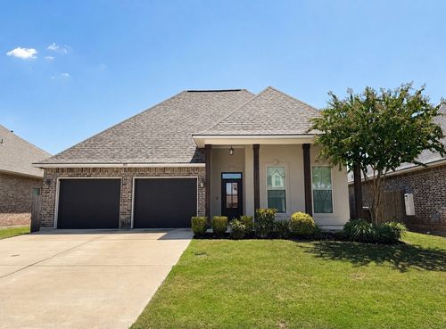 915 Hackberry Dr, Bossier City, LA, 71111-5193 | Card Image