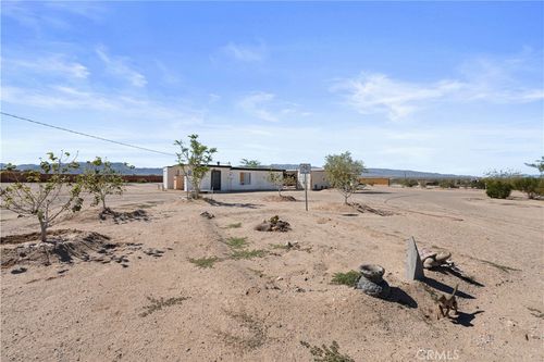 83415 Amboy Rd, Twentynine Palms, CA, 92277 | Card Image