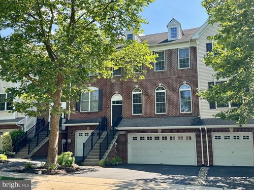 2390 Dorchester St W, FURLONG, PA, 18925-1528 | Card Image