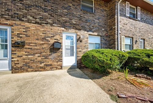 c-1261 Woodbrook Ln, Columbus, OH, 43223-3243 | Card Image
