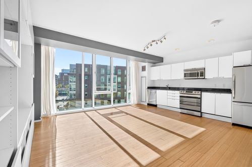 524-2 Earhart St, Cambridge, MA, 02141-1928 | Card Image