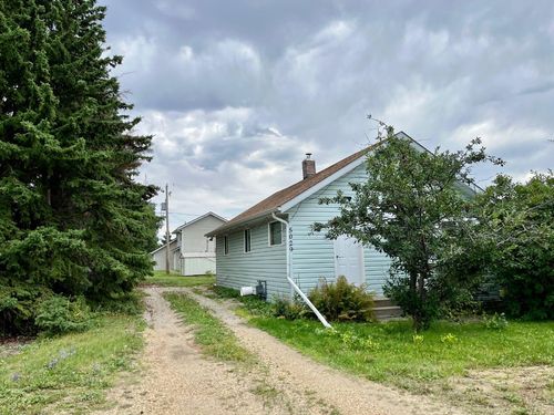 5029 50 St, Benalto, AB, T0M0H0 | Card Image