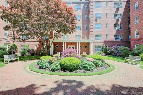 apt-1h-77-35 113th St, Forest Hills, NY, 11375-7146 | Card Image