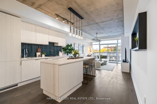 318-109 Ossington Ave, Toronto, ON, M6J0G1 | Card Image