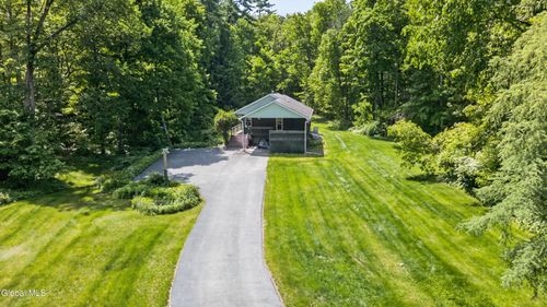 95 Sewell St, Lake George, NY, 12845-6106 | Card Image