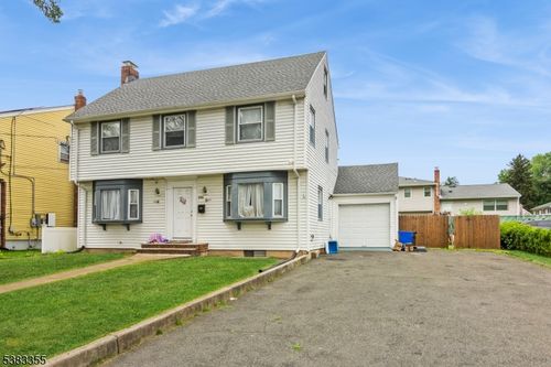 262 Mountain Ave, Springfield, NJ, 07081-2215 | Card Image