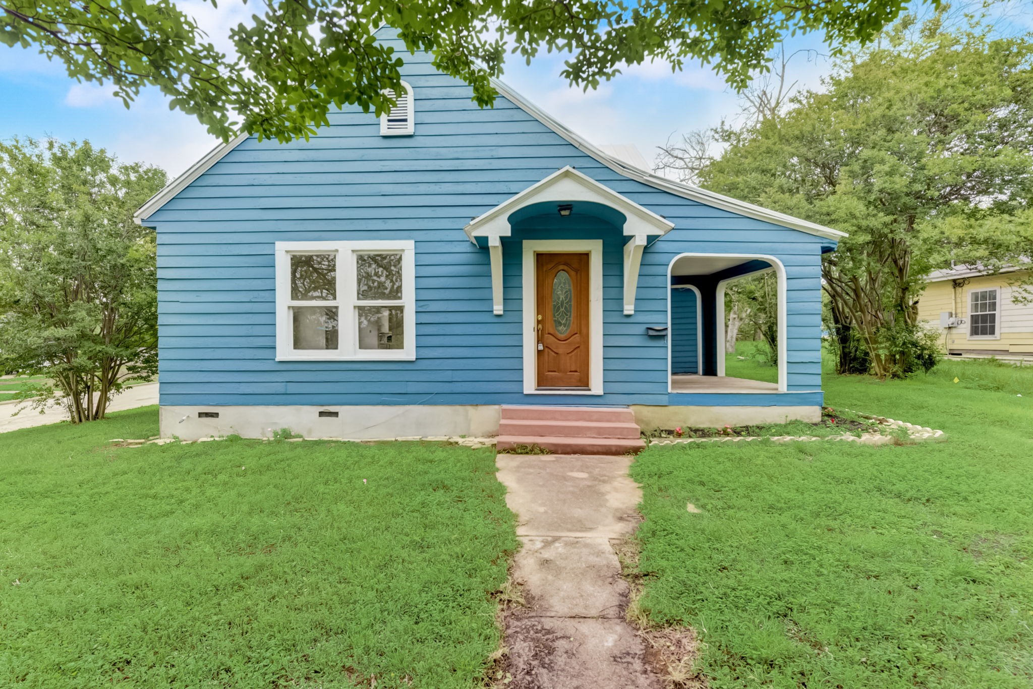 Main St, Rockdale, TX 76567
