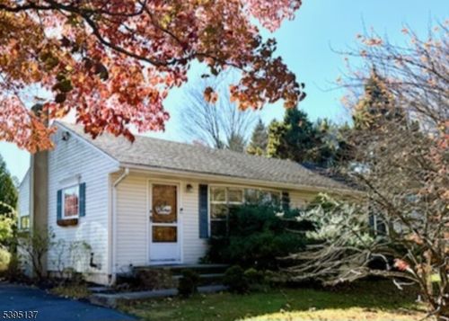 148 Eyland Ave, Succasunna, NJ, 07876-1516 | Card Image