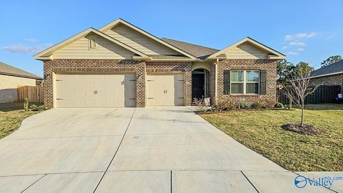 14090 New Castle Dr, Athens, AL, 35613-5785 | Card Image