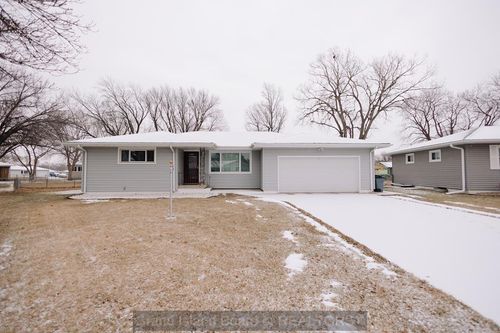1331 Sherman Pl, Grand Island, NE, 68803-2525 | Card Image