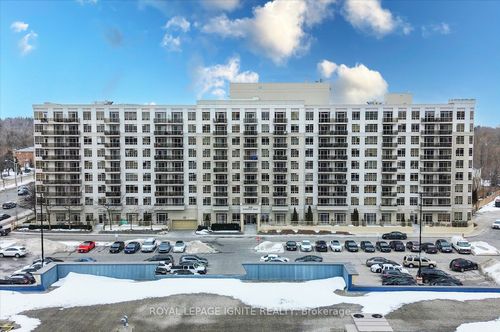 808-3650 Kingston Rd, Scarborough, ON, M1M3X9 | Card Image