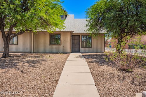 2709 N Pacific Dr, Tucson, AZ, 85705-4285 | Card Image