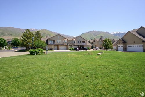 992 Shetland Ln, Farmington, UT, 84025-2743 | Card Image