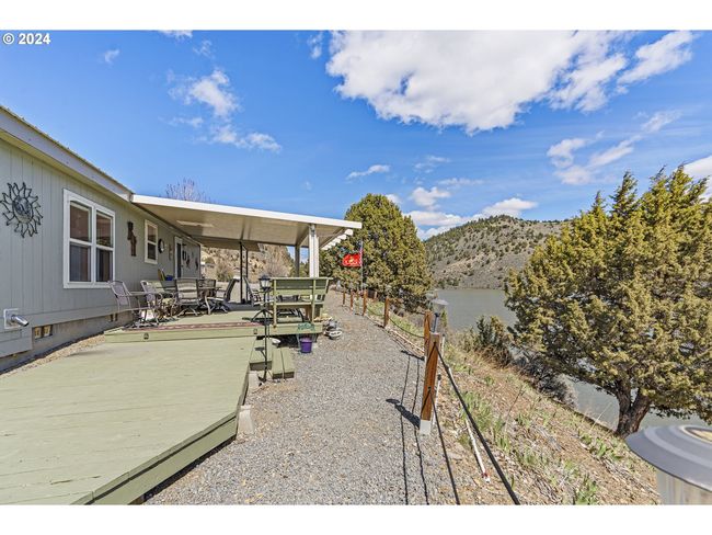 10934 Rattlesnake Ln, House other with 3 bedrooms, 2 bathrooms and 2 parking in Unity OR | Image 6