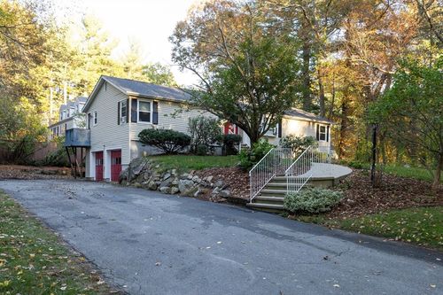11 Edgeworth St, Billerica, MA, 01821-5047 | Card Image