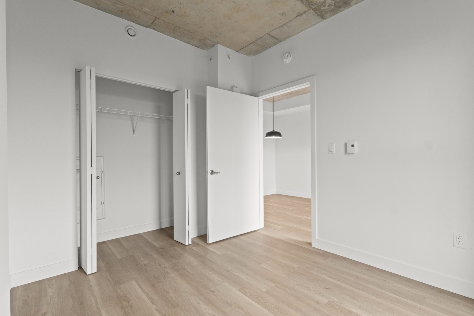 Residential Lease in Montréal (Côte-des-Neiges/Notre-Dame-de-Grâce)