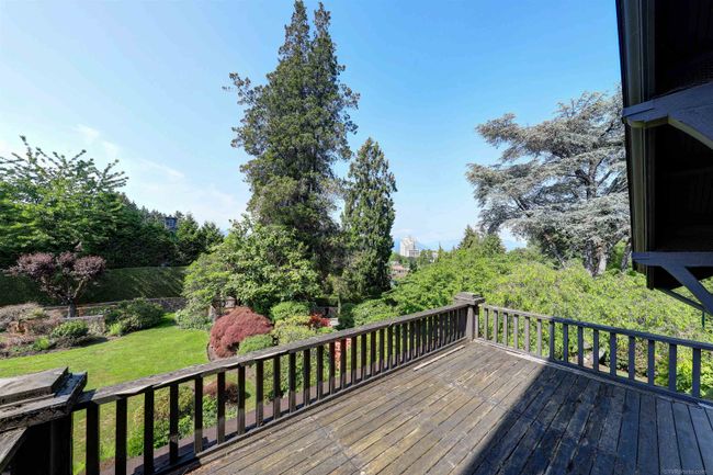 1080 Wolfe Avenue, House other with 5 bedrooms, 3 bathrooms and 4 parking in Vancouver BC | Image 20