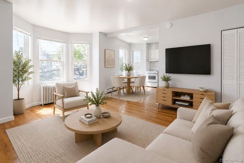 2e-202 N Main St, Spring Valley, NY, 10977-4020 | Card Image