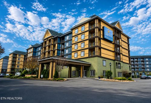 2102-225 Collier Dr, Sevierville, TN, 37862-6911 | Card Image