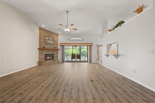 4622 34 Th Ct E, House other with 3 bedrooms, 3 bathrooms and null parking in BRADENTON FL | Image 5