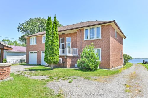 132 Hiscock Shores Rd, Carrying Place, ON, K0K1L0 | Card Image