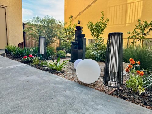 apt-31-100 Marin Center Dr, San Rafael, CA, 94903-2721 | Card Image