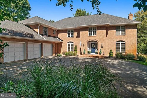 812 Coachway, ANNAPOLIS, MD, 21401-6417 | Card Image