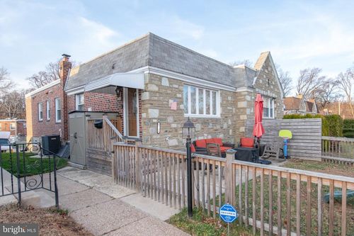 8734 Frontenac St, PHILADELPHIA, PA, 19152-1109 | Card Image