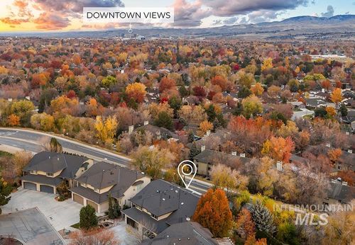 256 E Lake Rim Ln, Boise, ID, 83716-5258 | Card Image