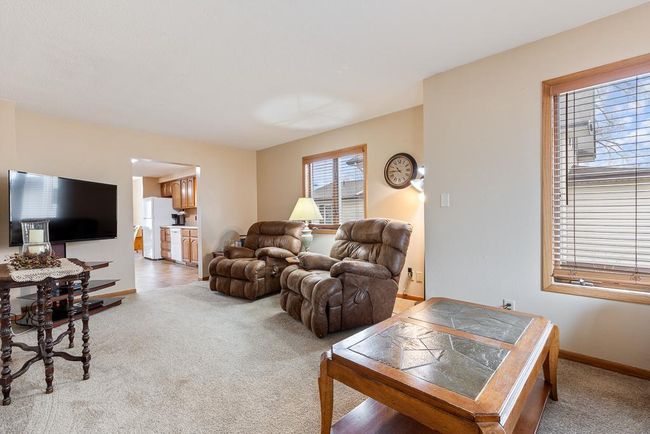 105 9 Th St W, House other with 6 bedrooms, 2 bathrooms and null parking in Canby MN | Image 13