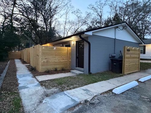 0-820 California St, TALLAHASSEE, FL, 32304-2084 | Card Image