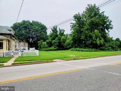100 W Brookhaven Rd, BROOKHAVEN, PA, 19015-1630 | Card Image