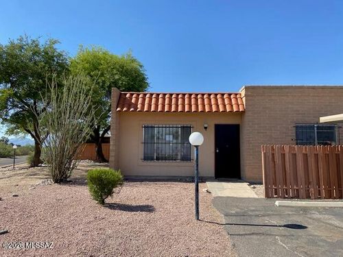 909 S Pantano Parkway, Tucson, AZ, 85710 | Card Image