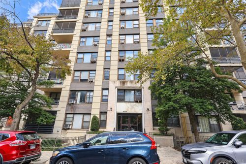 8c-98-25 64th Rd, New York, NY, 11374 | Card Image