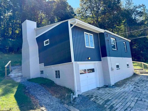 1523 Cabel St, Fairmont, WV, 26554-1792 | Card Image