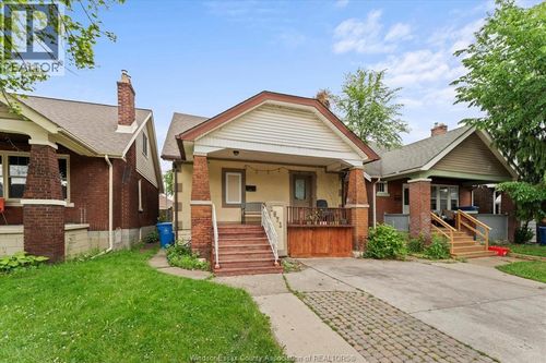 1571 Goyeau St, Windsor, ON, N8X3L5 | Card Image