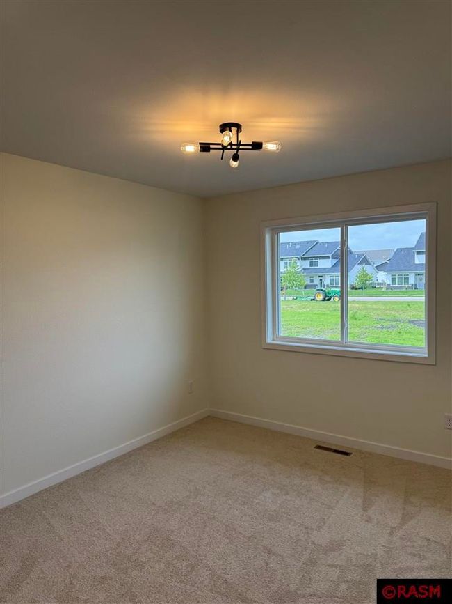 2024 Bluestem Dr, House other with 3 bedrooms, 2 bathrooms and null parking in Mankato MN | Image 27