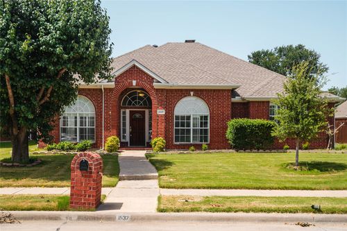 1537 Bastrop Dr, Carrollton, TX, 75010-6424 | Card Image